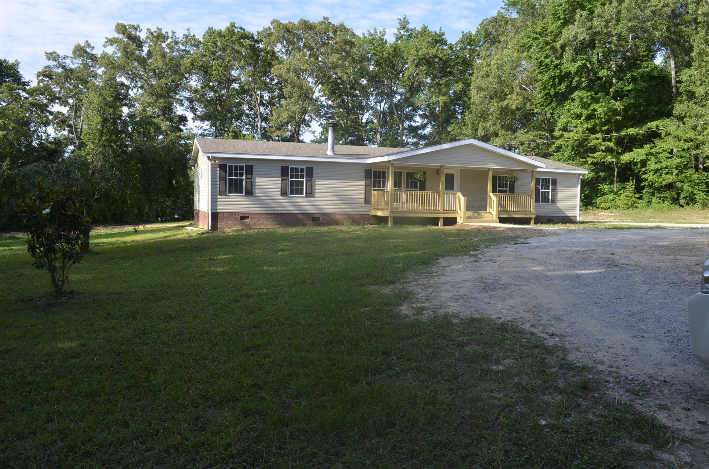 3977 Deans Shop Road Estill Springs, TN 37330 - Photo 5 of 26 LARGE FRONT YARD