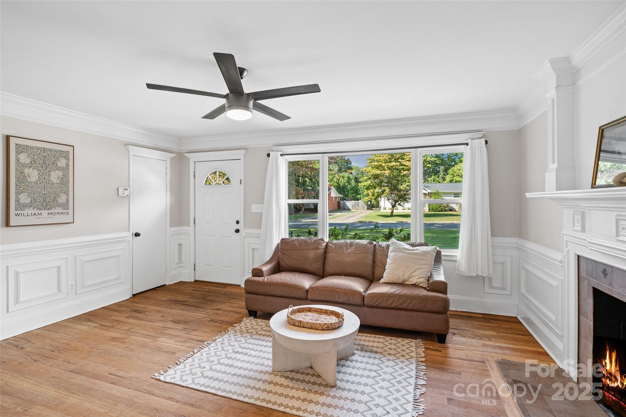 2932 Enfield Road Charlotte, NC 28205 - Photo 4 of 36 Gallery Image 4