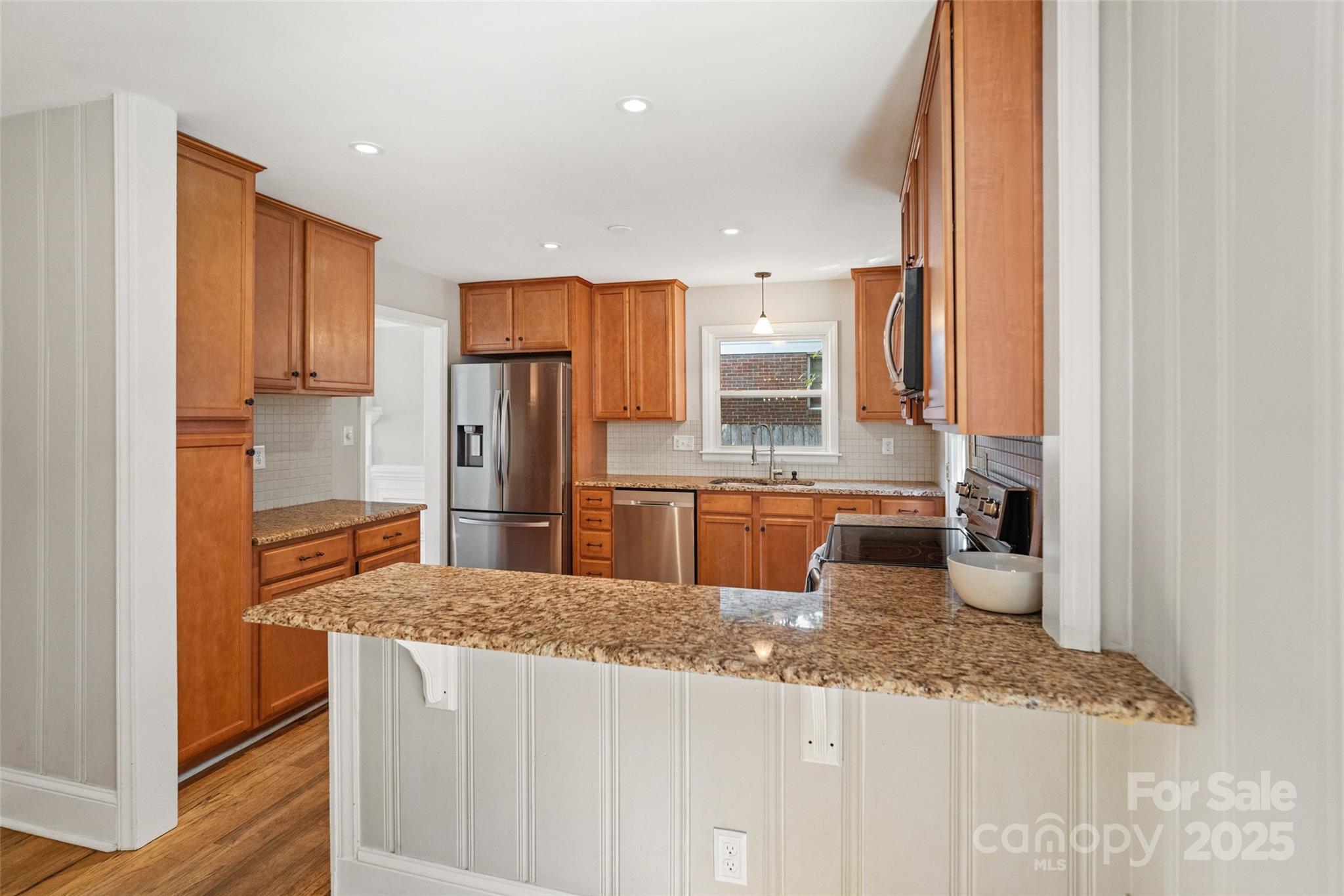 2932 Enfield Road Charlotte, NC 28205 - Photo 8 of 36 Gallery Image 8