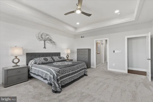 a view of a workspace with furniture