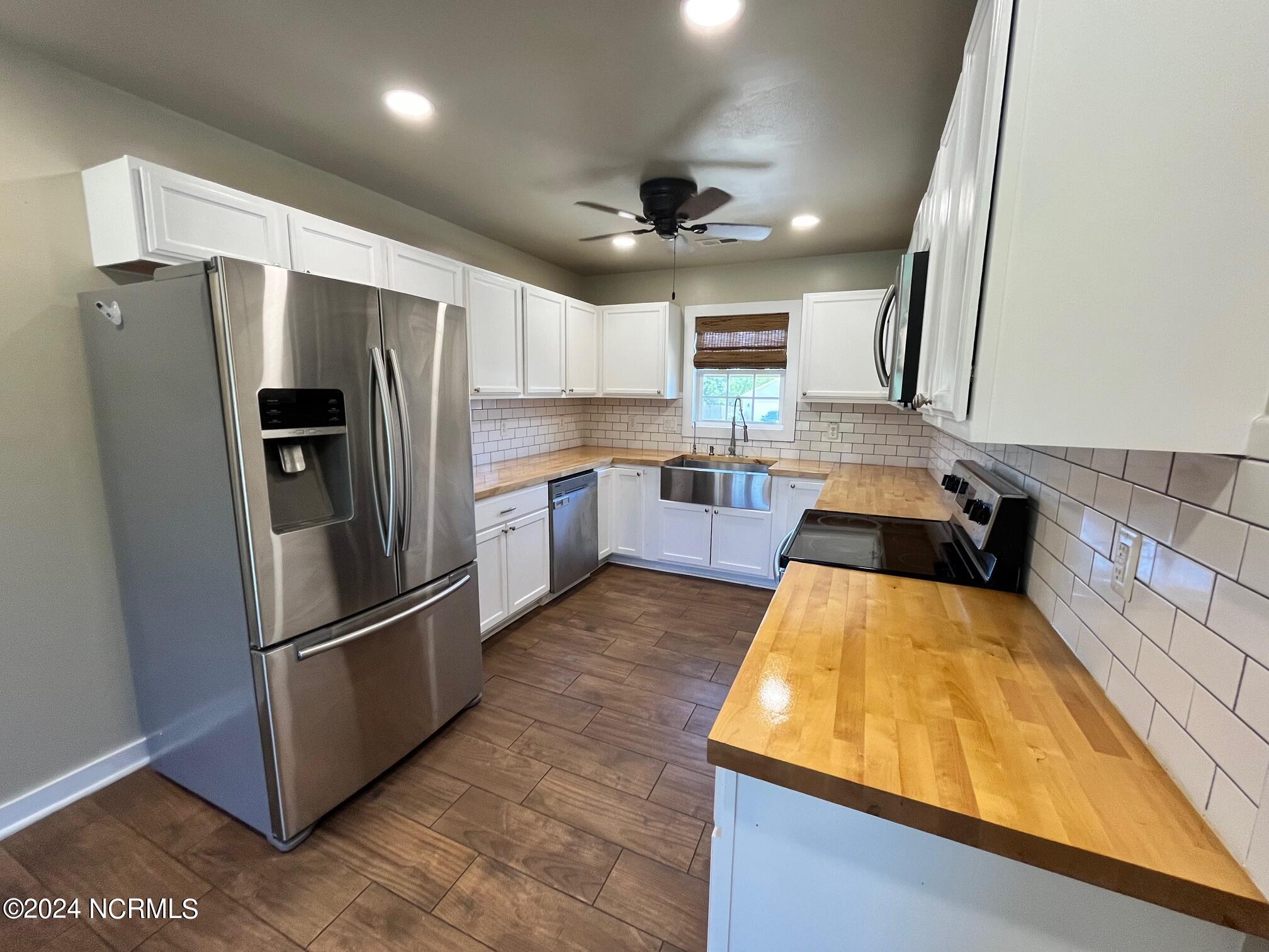 112 Jenna Rea Road Hubert, NC 28539 - Photo 18 of 25 IMG_5371