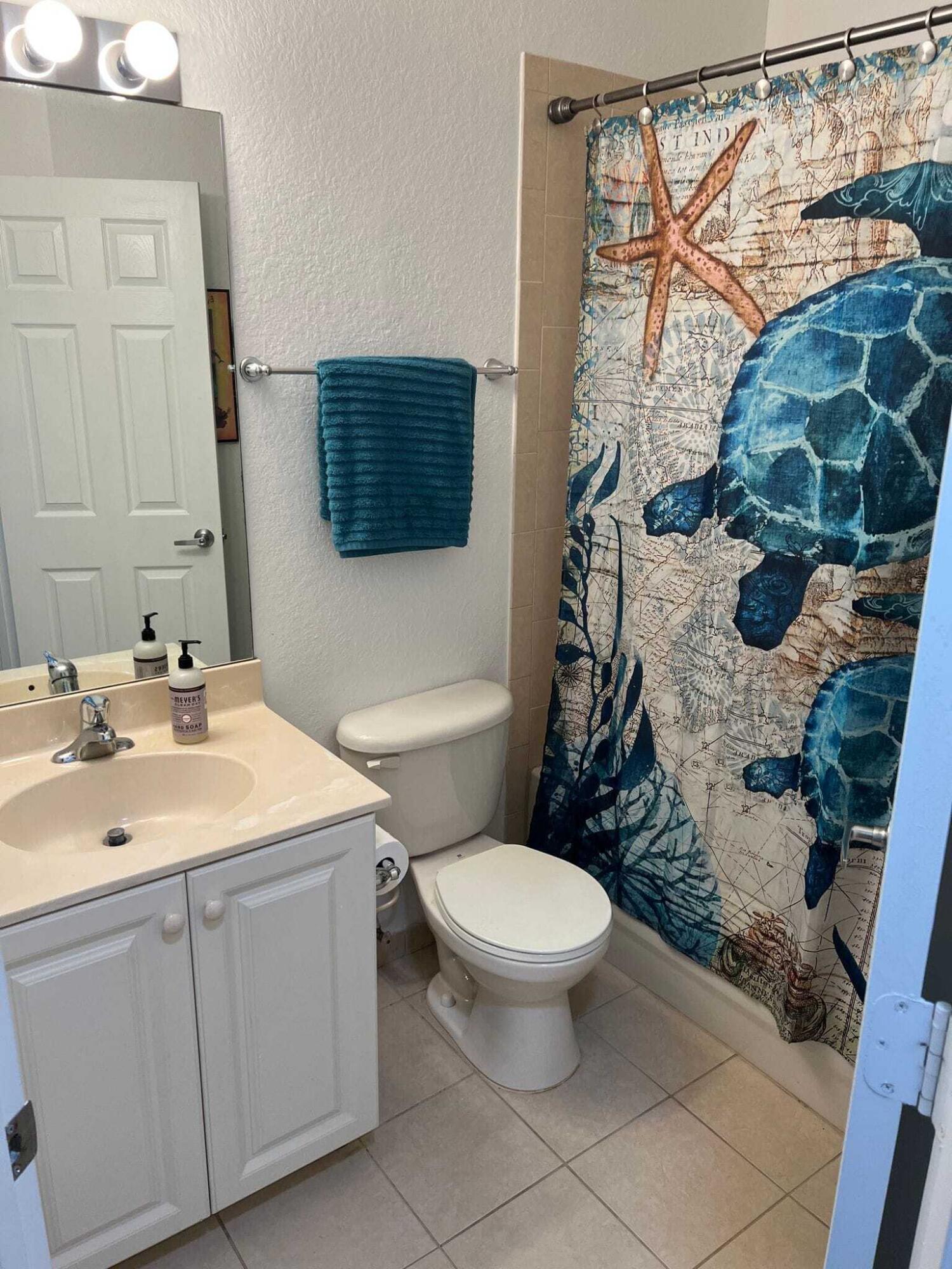 1971 Alamanda Way Riviera Beach, FL 33404 - Photo 15 of 25 24245d7a-da9e-4079-87bd-c573f18889fc