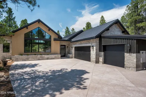 $7,295,000 | 2911 South Solitaires Canyon Drive, Flagstaff, AZ 86005
