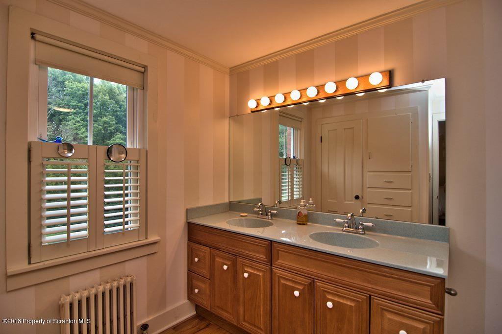 171 Carbondale Road Waverly, PA 18471 - Photo 35 of 67 Gallery Image 35