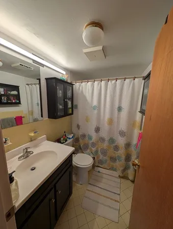 $2,300 | 10 William Street, Unit 62, Watertown, MA 02472