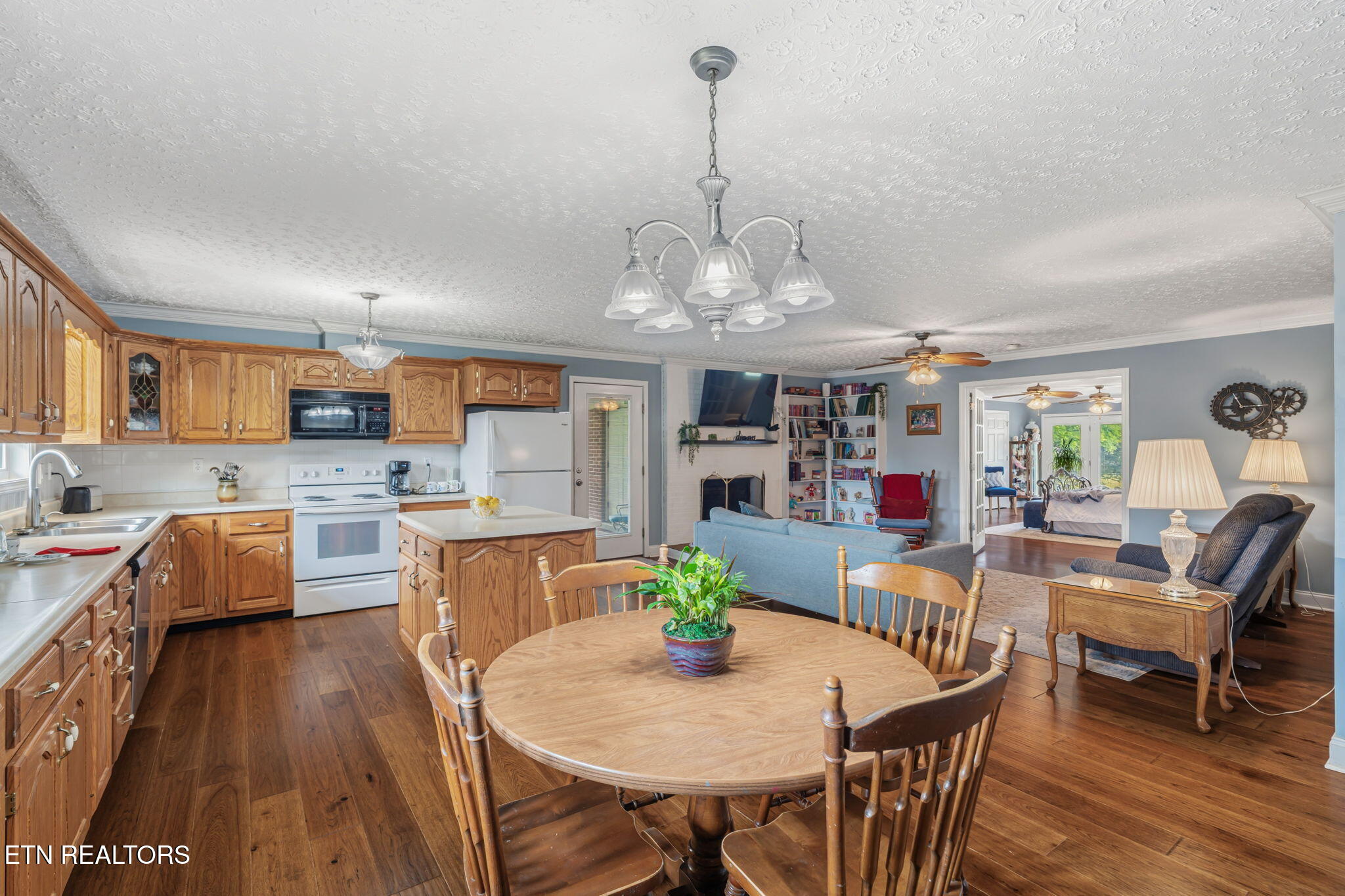 9402 Johnson Road Strawberry Plains, TN 37871 - Photo 11 of 60 12-web-or-mls-9402 Johnson Road-18