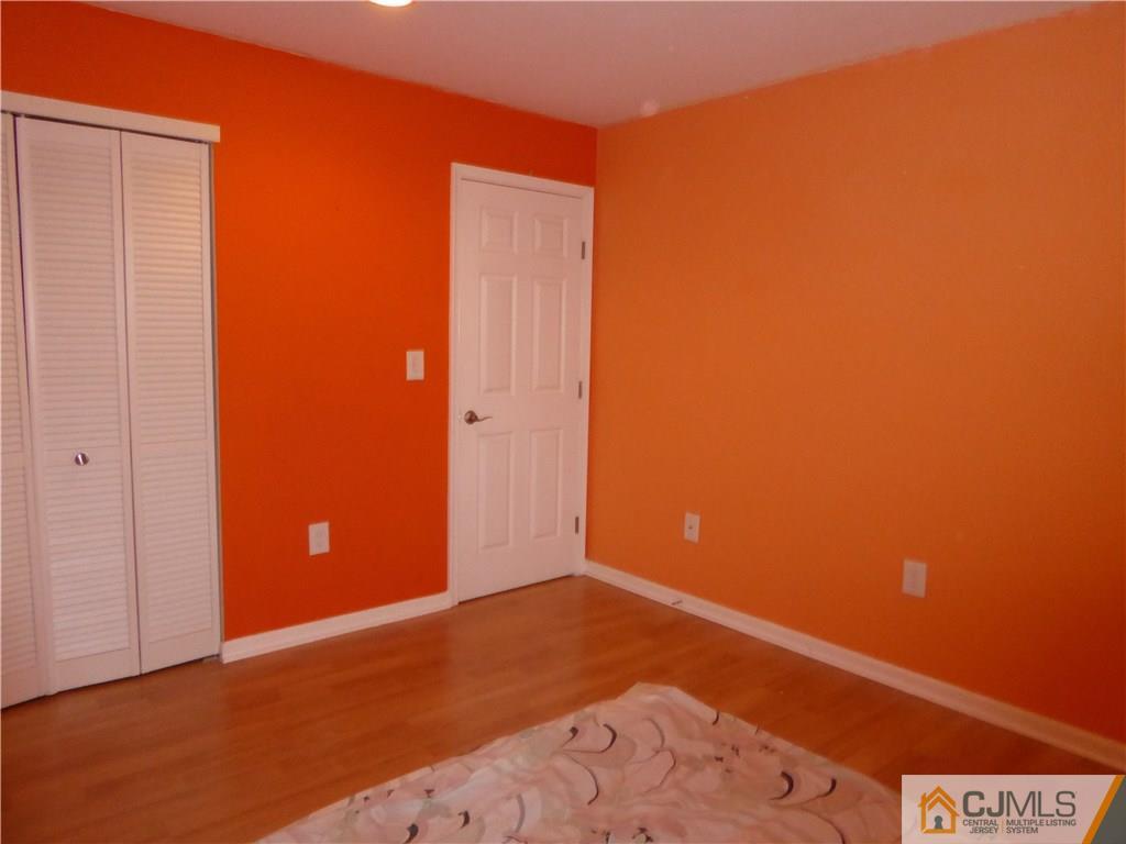 334 Edpas Road, Unit 334 New Brunswick, NJ 08901 - Photo 11 of 19