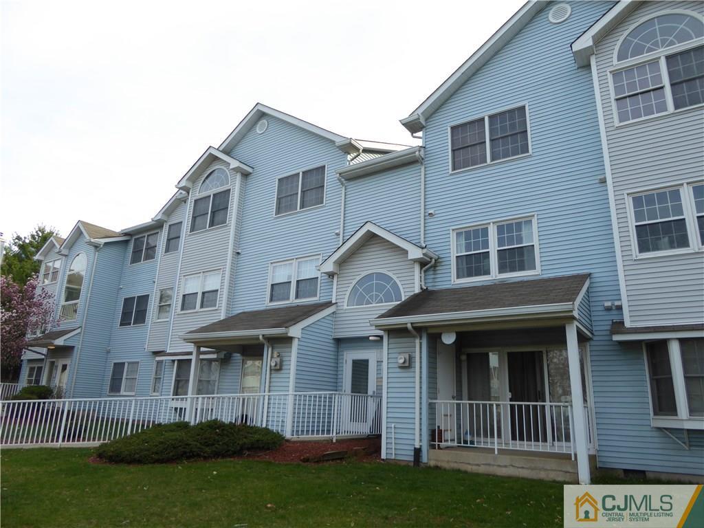 334 Edpas Road, Unit 334 New Brunswick, NJ 08901 - Photo 19 of 19 a view of outdoor space yard and front view of a house