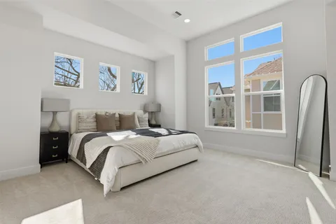 $389,900 | 9311 Montridge Drive, Houston, TX 77080