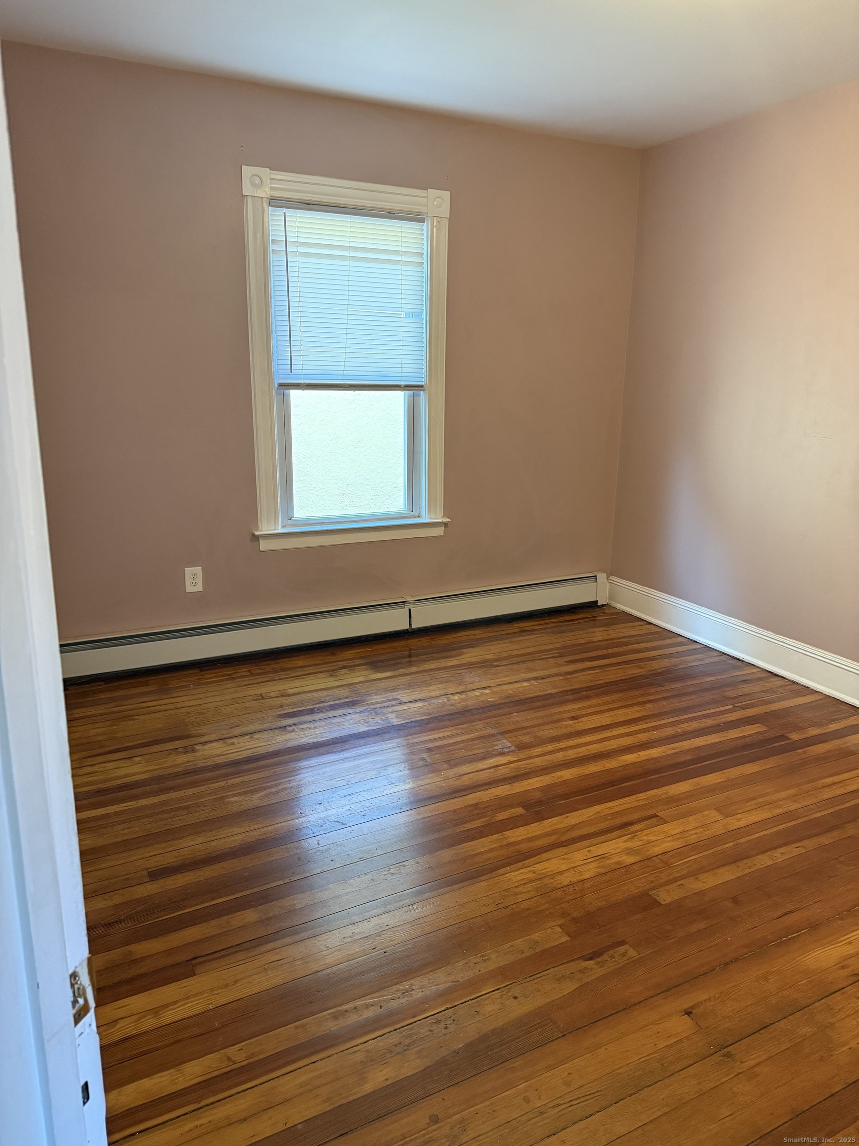 352 Vine Street Hartford, CT 06112 - Photo 12 of 13