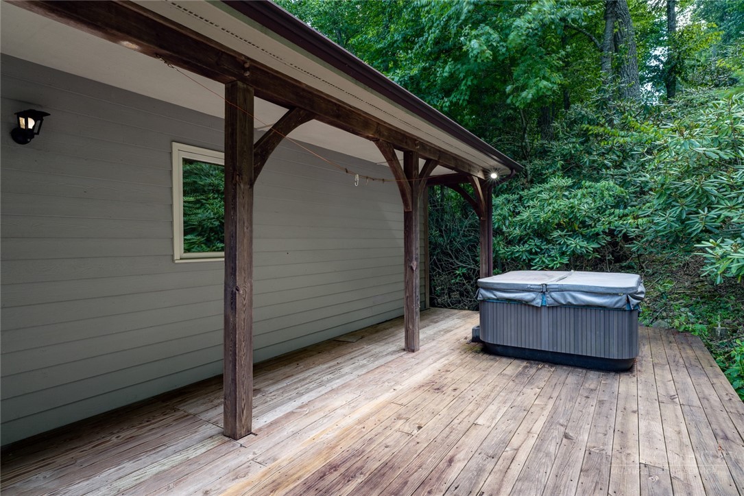 100 Raven View Boone, NC 28607 - Photo 7 of 42 Gallery Image 7