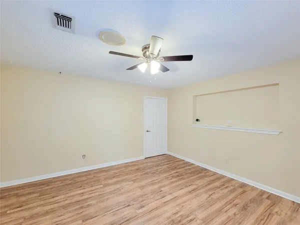 $2,350 | 12611 Dermott Drive, Houston, TX 77065