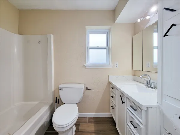 $2,350 | 12611 Dermott Drive, Houston, TX 77065