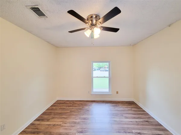 $2,350 | 12611 Dermott Drive, Houston, TX 77065