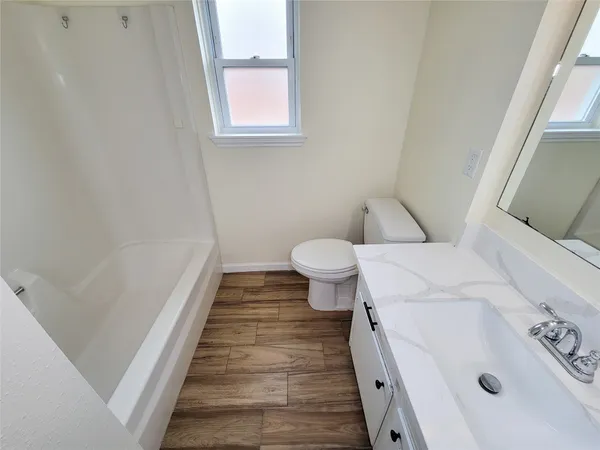 $2,350 | 12611 Dermott Drive, Houston, TX 77065