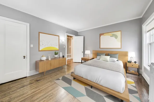 $347,000 | 1615 East Hyde Park Boulevard, Unit 2, Chicago, IL 60615