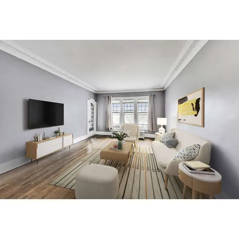 $347,000 | 1615 East Hyde Park Boulevard, Unit 2, Chicago, IL 60615