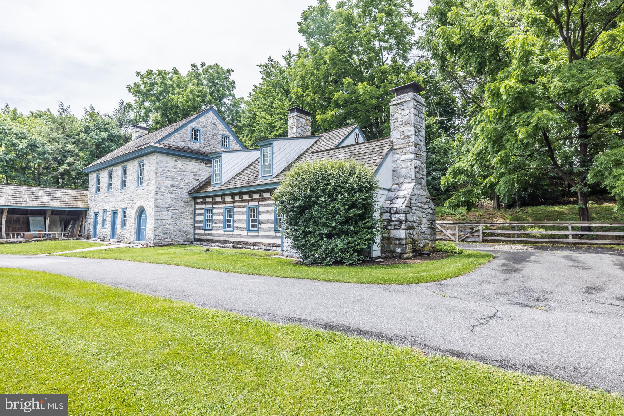 382 North Locust Street Myerstown, PA 17067 - Photo 51 of 60 Driveway