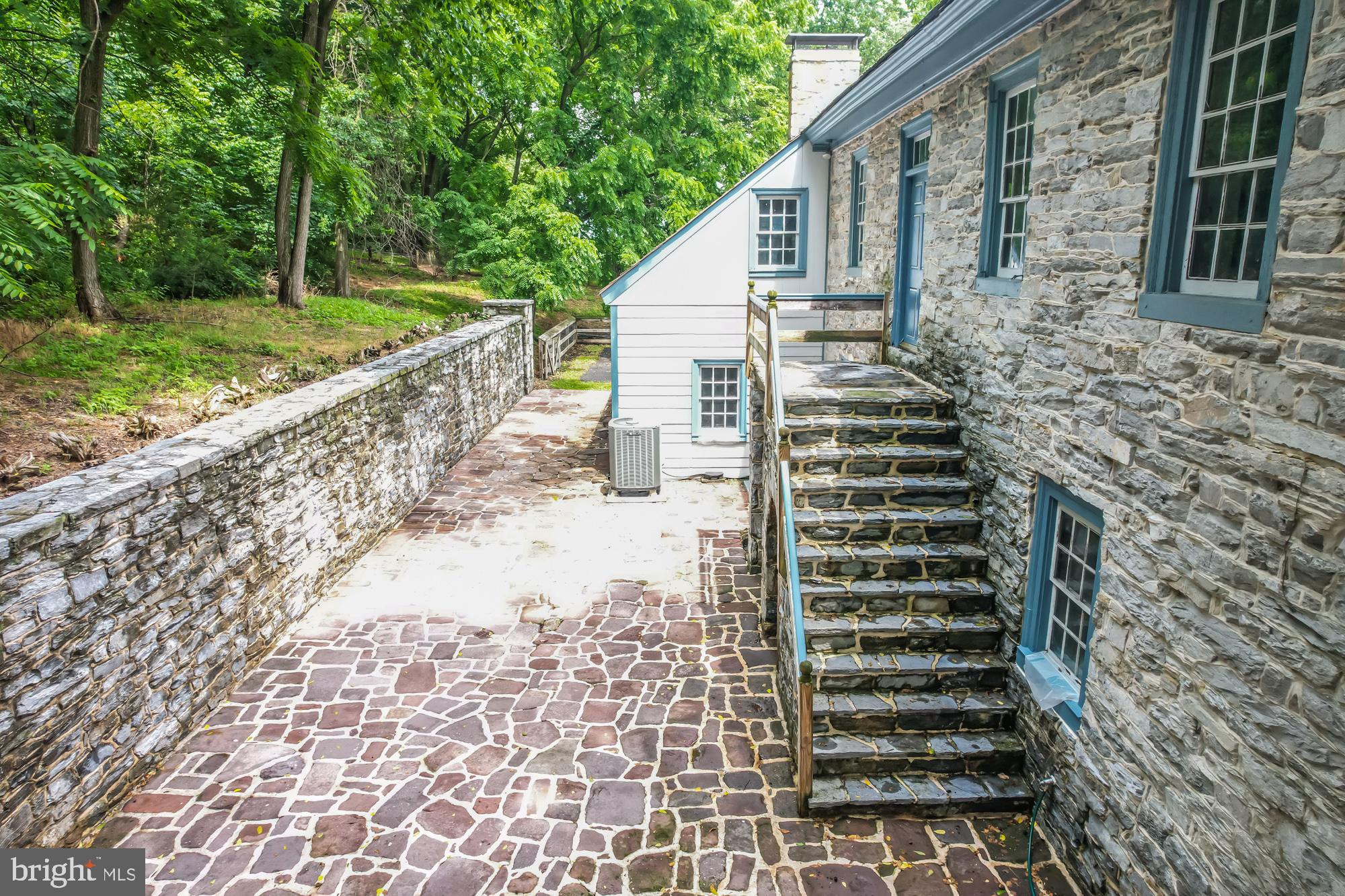 382 North Locust Street Myerstown, PA 17067 - Photo 8 of 60 Back Patio