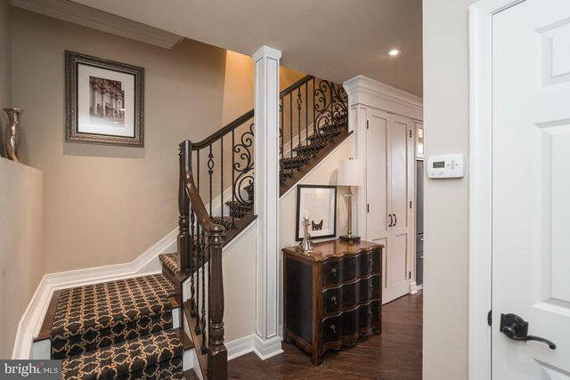 $459,900 | 1600 Arch Street, Unit 1409, Philadelphia, PA 19103