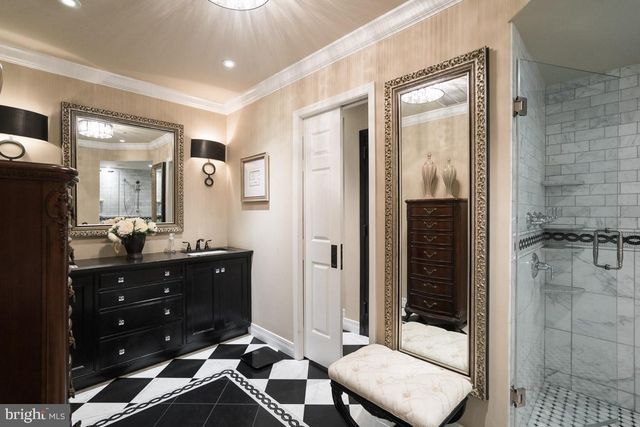 $459,900 | 1600 Arch Street, Unit 1409, Philadelphia, PA 19103