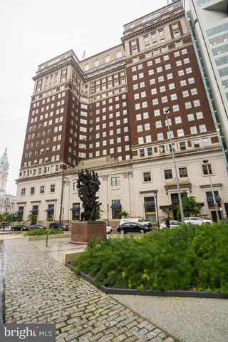 $459,900 | 1600 Arch Street, Unit 1409, Philadelphia, PA 19103