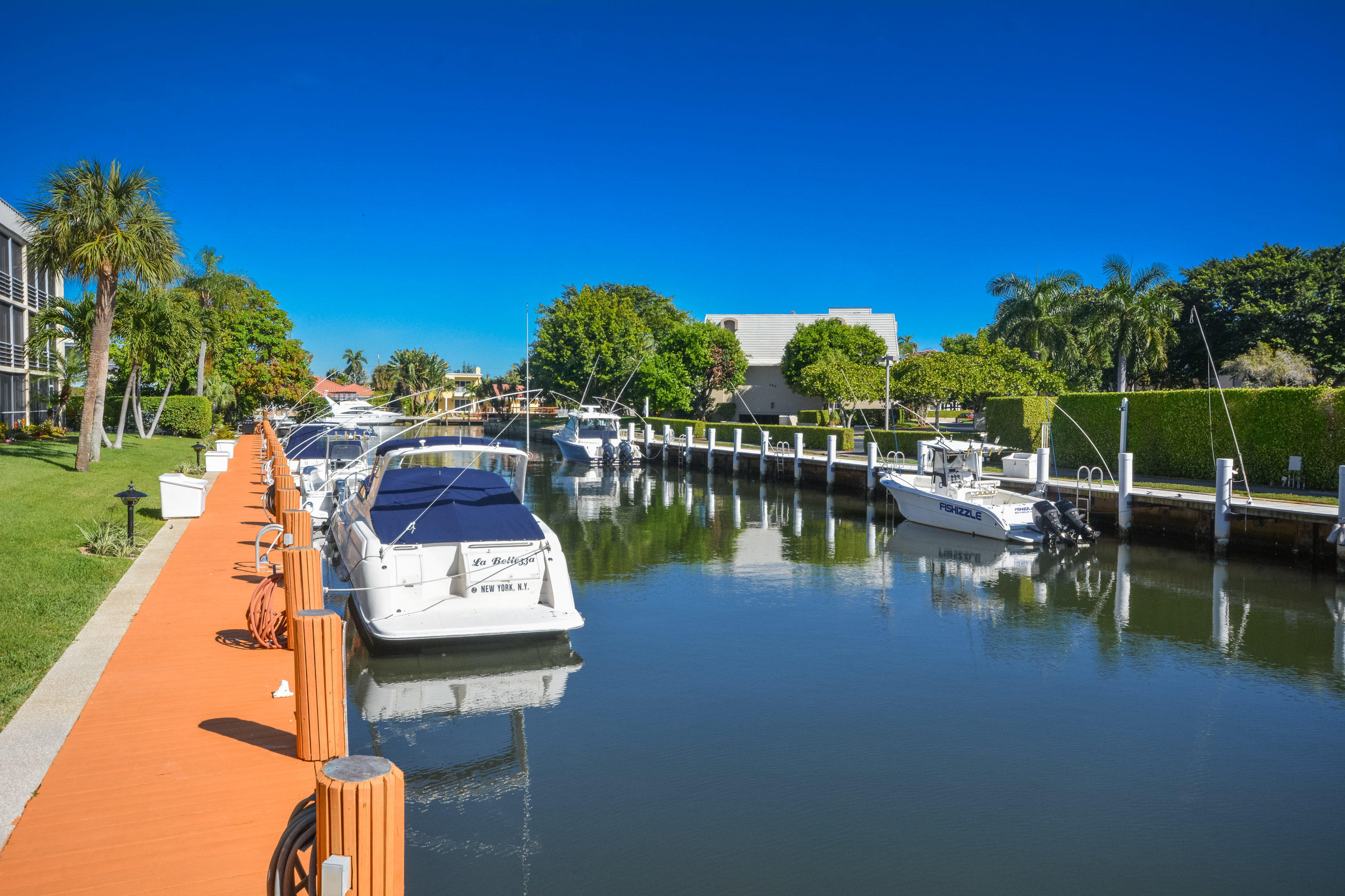 5900 Northeast 7th Avenue, Unit 102S Boca Raton, FL 33487 - Photo 21 of 24 5900 NE 7th Ave 102S Boca-print-021-9-Vi