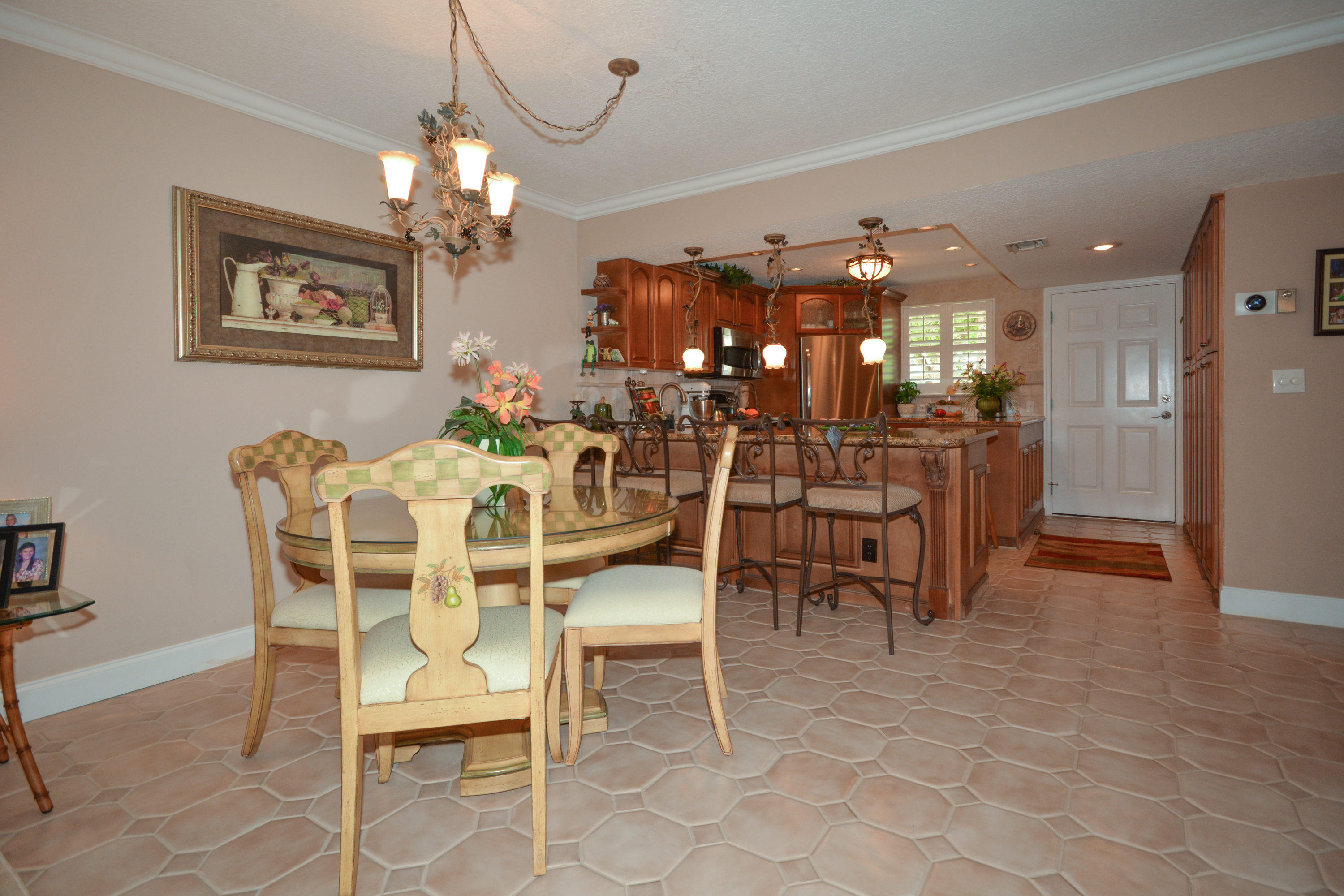5900 Northeast 7th Avenue, Unit 102S Boca Raton, FL 33487 - Photo 3 of 24 5900 NE 7th Ave 102S Boca-print-003-12-D