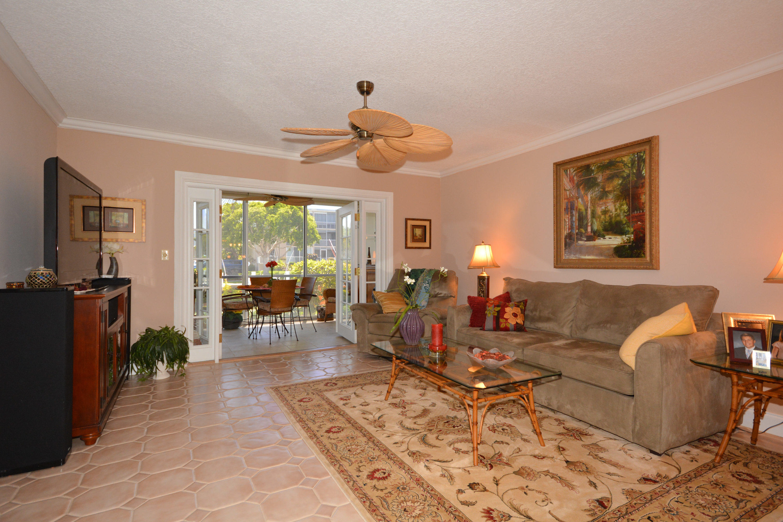 5900 Northeast 7th Avenue, Unit 102S Boca Raton, FL 33487 - Photo 4 of 24 5900 NE 7th Ave 102S Boca-print-002-19-L