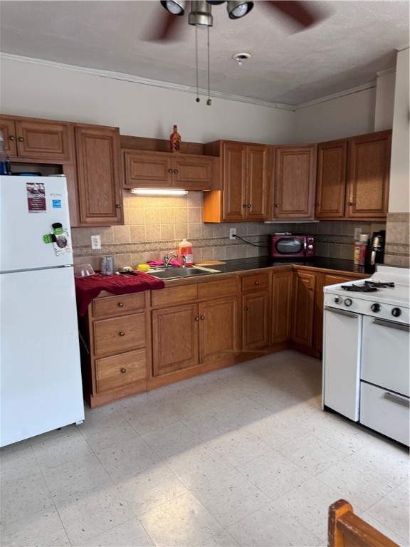 47 Kindergarten Street Woonsocket, RI 02895 - Photo 17 of 40