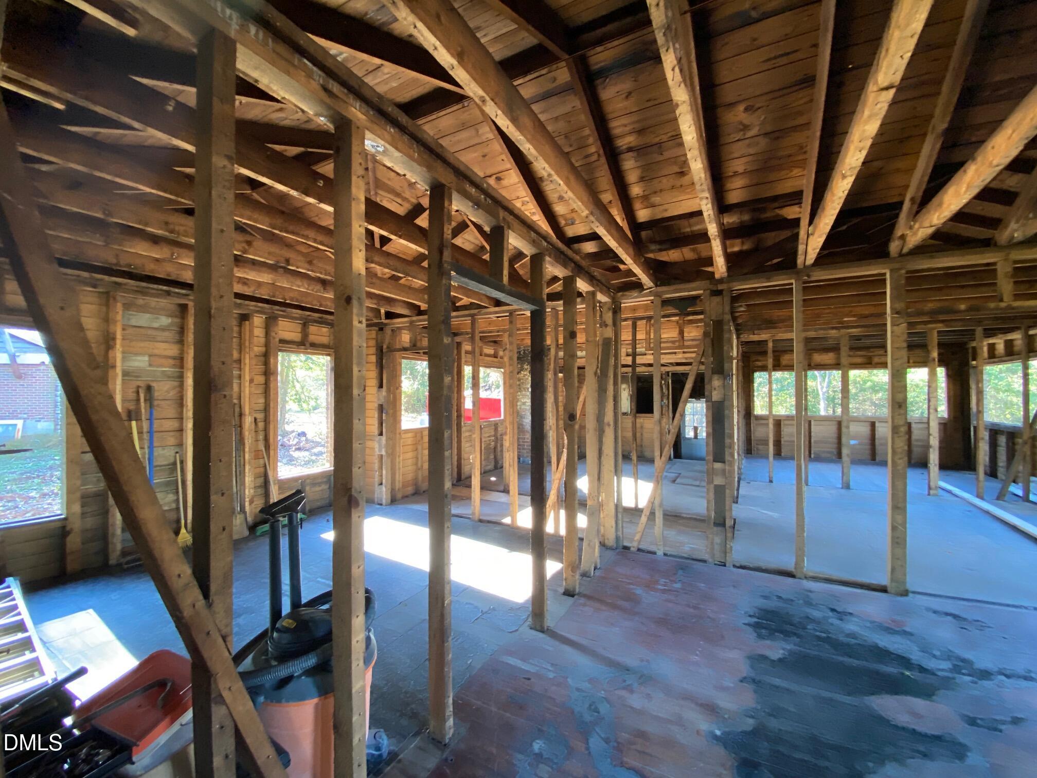 3706 Shepherd Road Elon, NC 27244 - Photo 5 of 18 Interior Pic 4