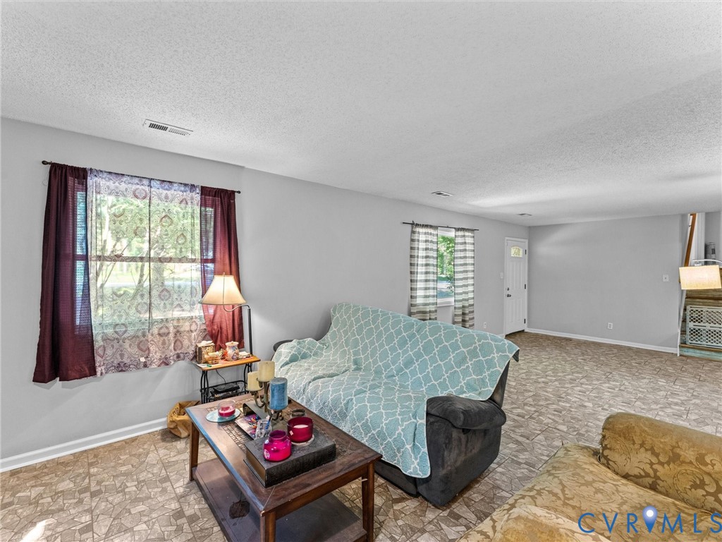 2305 Mosby Road Powhatan, VA 23139 - Photo 8 of 37