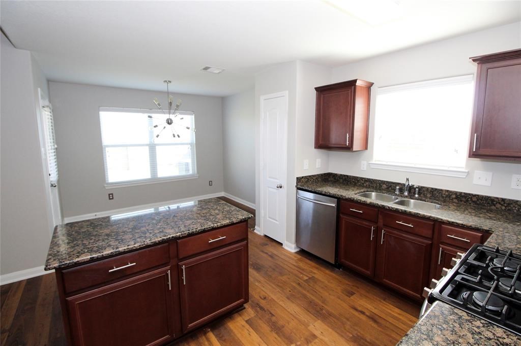 1854 Opal Peach Drive Rosharon, TX 77583 - Photo 12 of 27