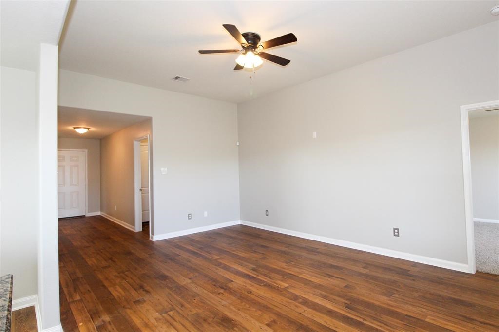 1854 Opal Peach Drive Rosharon, TX 77583 - Photo 9 of 27