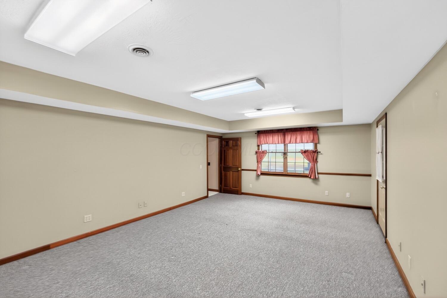 13399 Old Mansfield Road Mount Vernon, OH 43050 - Photo 32 of 51