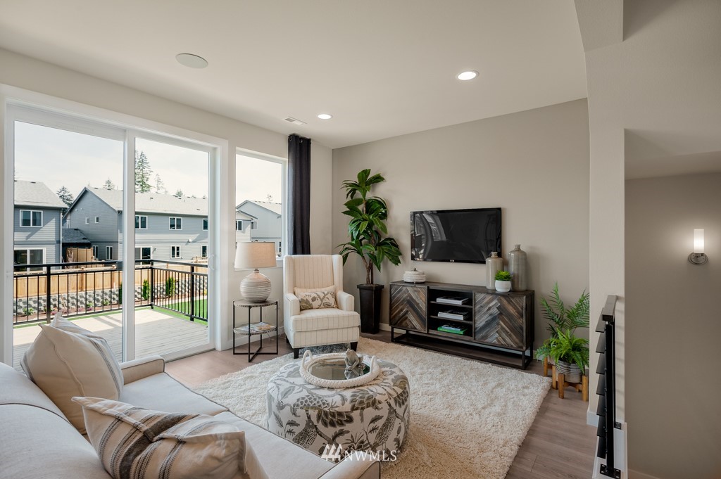 3517 193rd Street Southeast, Unit 16 Bothell, WA 98012 - Photo 3 of 24 Gallery Image 3