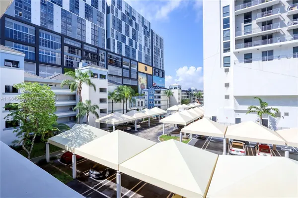 $365,000 | 201 Northwest 7th Street, Unit 307, Miami, FL 33136