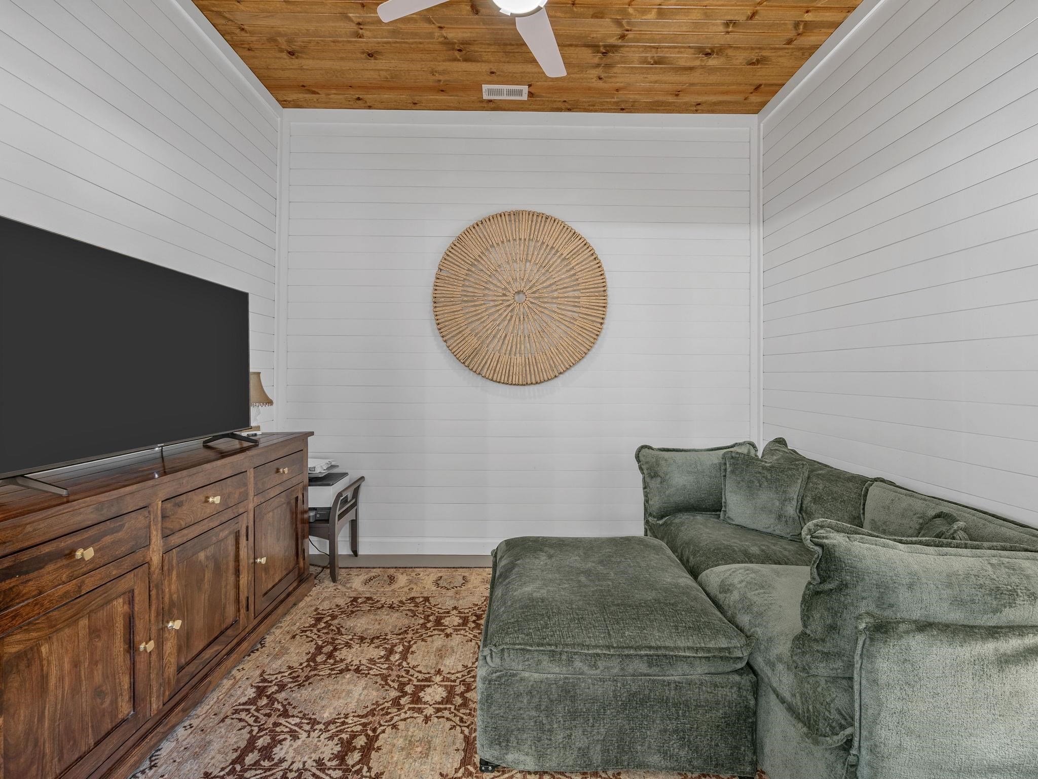 400 Sunset Road Landrum, SC 29356 - Photo 15 of 50