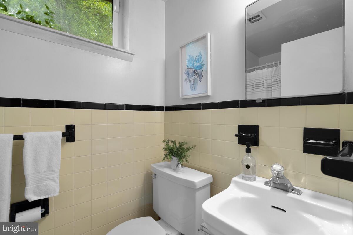 12808 Bushey Drive Silver Spring, MD 20906 - Photo 47 of 54 Gallery Image 47