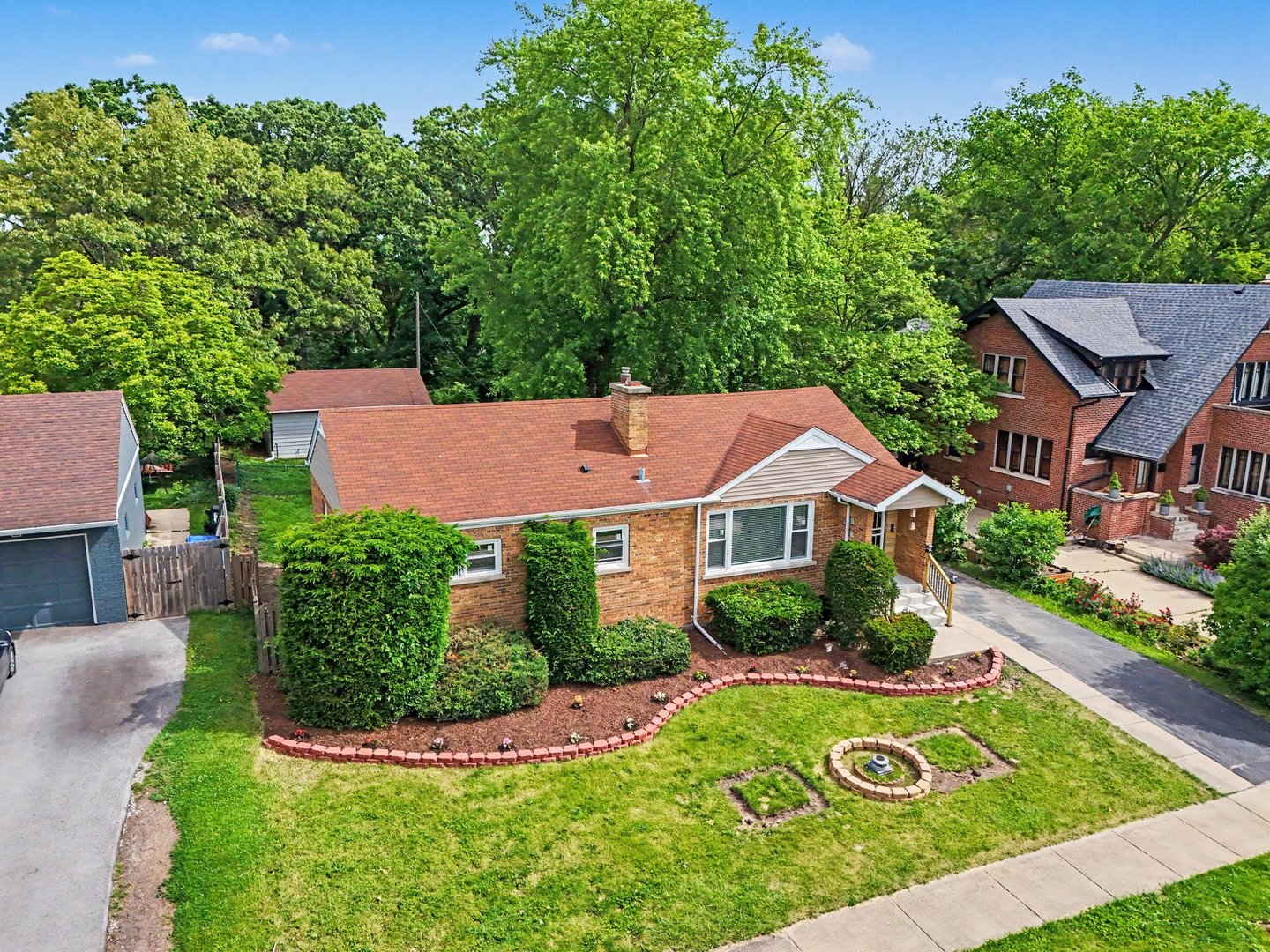 1650 Cedar Road Homewood, IL 60430 - Photo 8 of 38