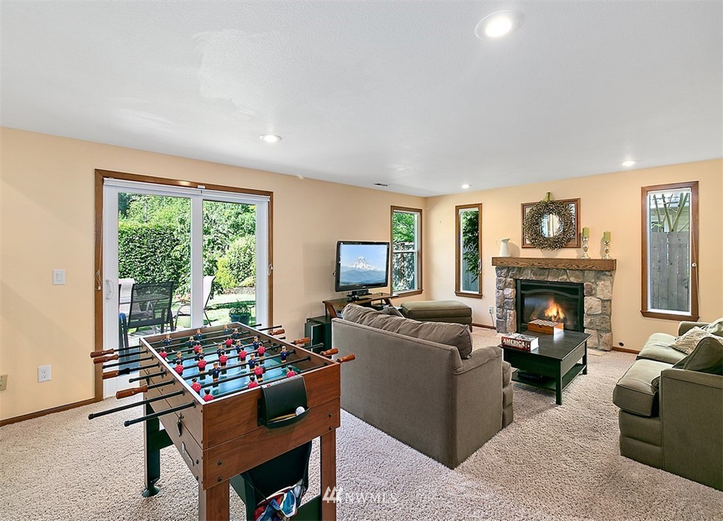 18309 155th Place Southeast Renton, WA 98058 - Photo 14 of 26 Gallery Image 14