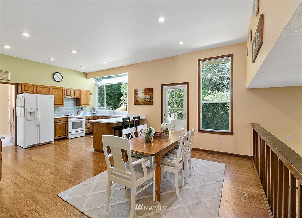 18309 155th Place Southeast Renton, WA 98058 - Photo 7 of 26 Gallery Image 7