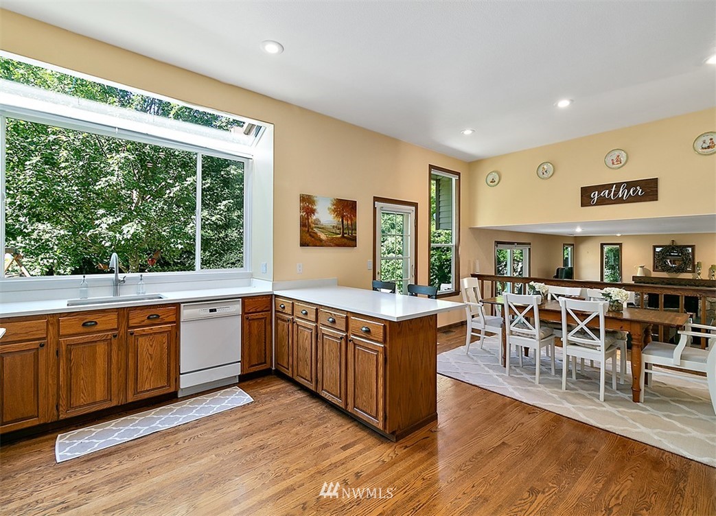 18309 155th Place Southeast Renton, WA 98058 - Photo 8 of 26 Gallery Image 8