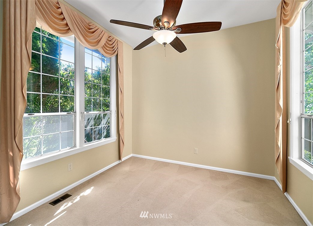 18309 155th Place Southeast Renton, WA 98058 - Photo 10 of 26 Gallery Image 10