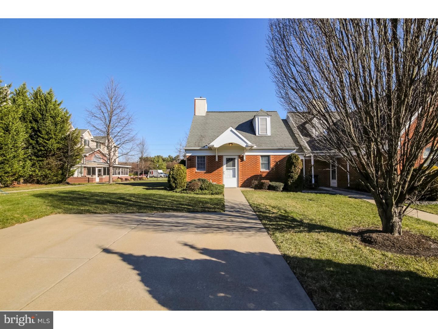36 West Village Road Newark, DE 19713 - Photo 2 of 25
