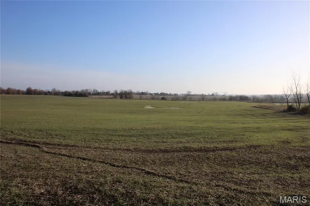 $99,900 | 5 Sharps Place, Perry, MO 63462