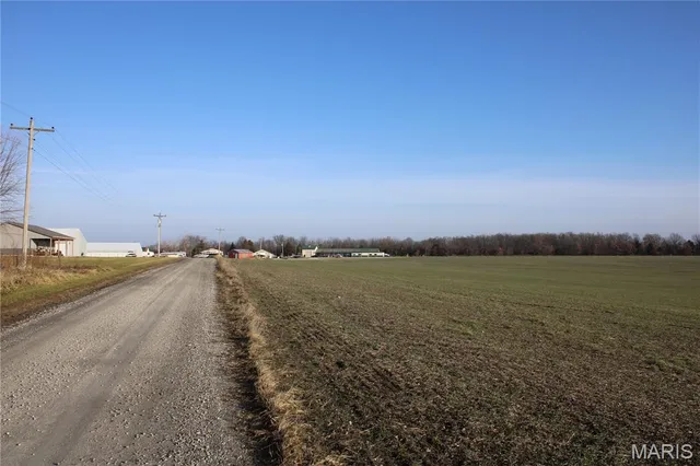 $99,900 | 5 Sharps Place, Perry, MO 63462