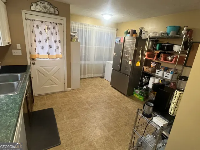 a view of a storage & utility room