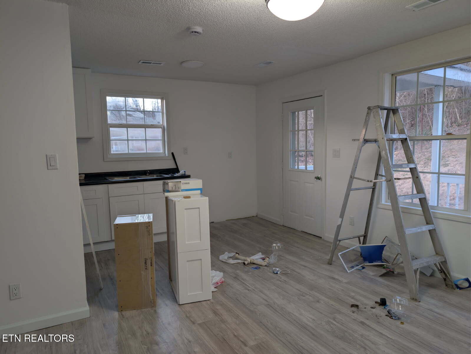 1093 Old Bell High Road Pineville, KY 40977 - Photo 5 of 7 image000000(3)