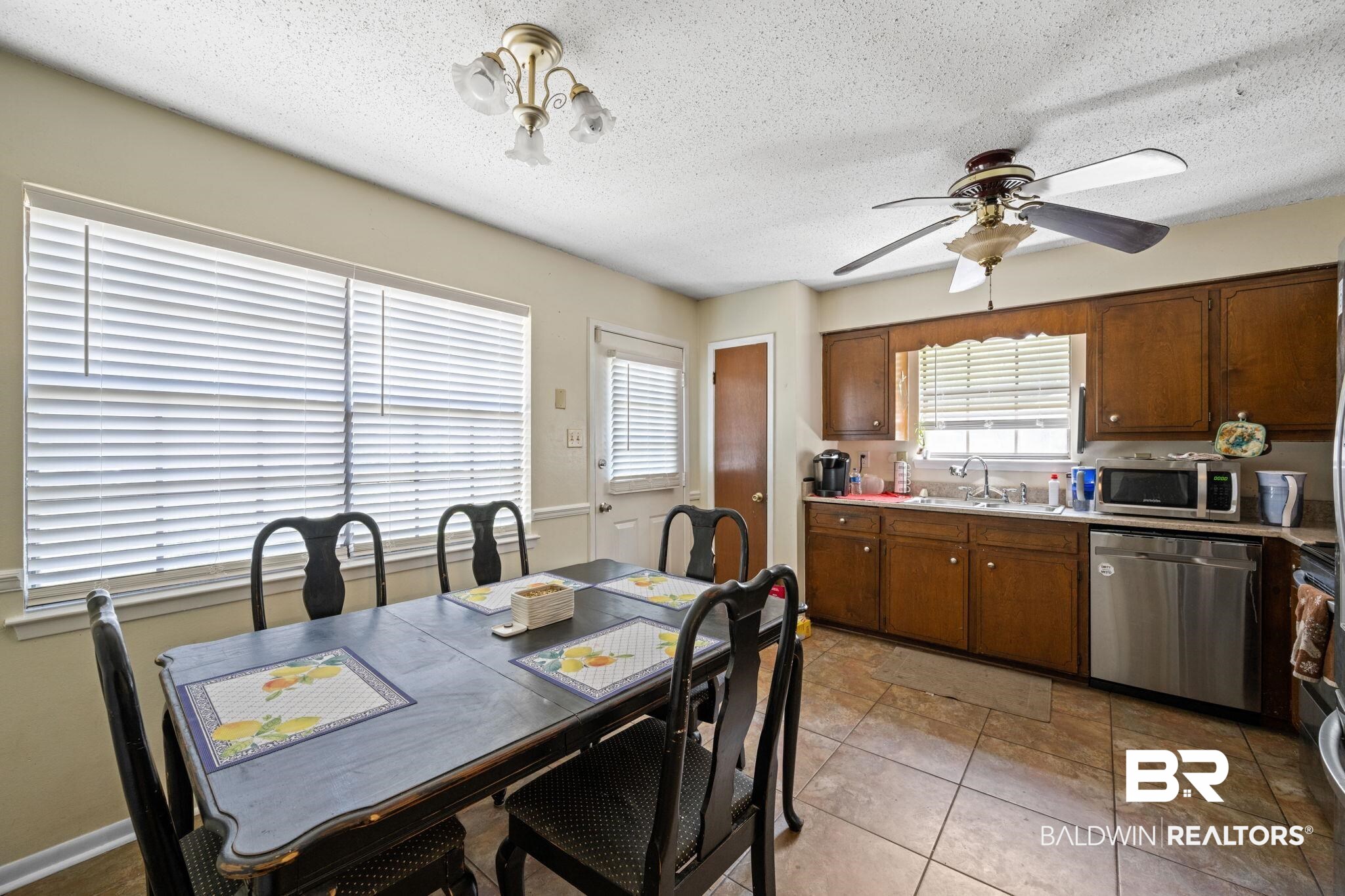 1206 McNeil Avenue Mobile, AL 36609 - Photo 8 of 24